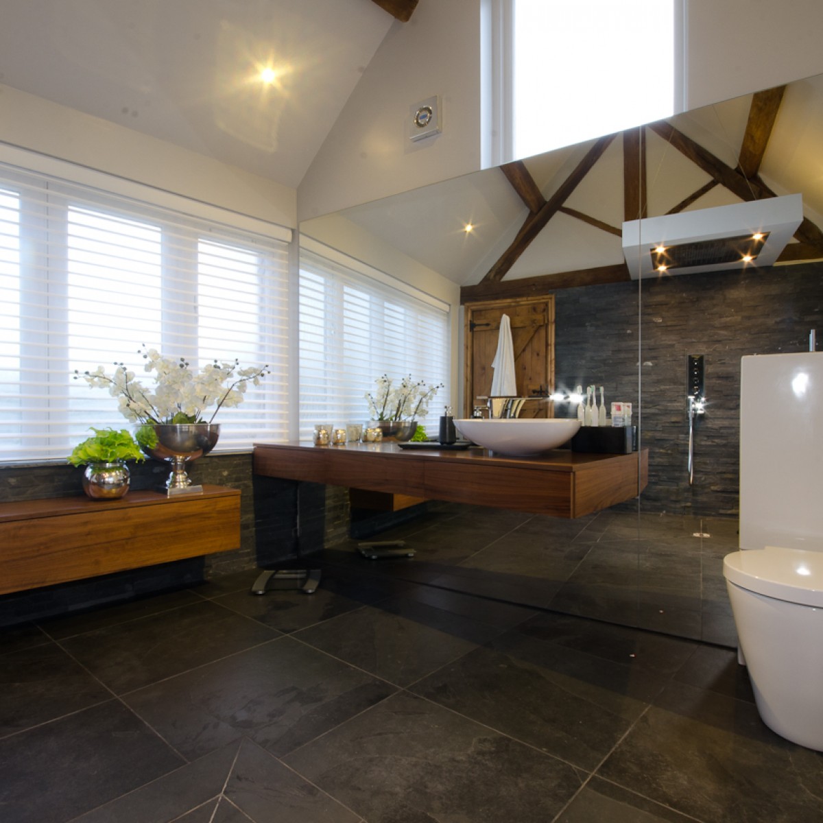 Contemporary Master ensuite bathroom