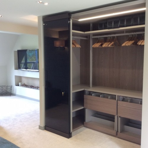 Camerino bespoke wardrobe interior design